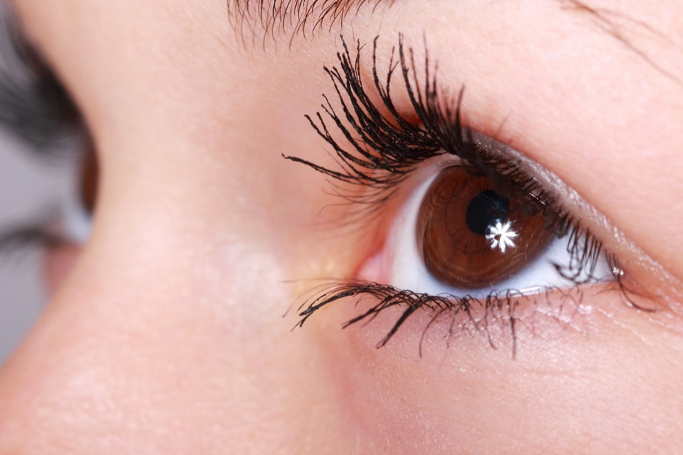 Cosmetic eye surgery in India